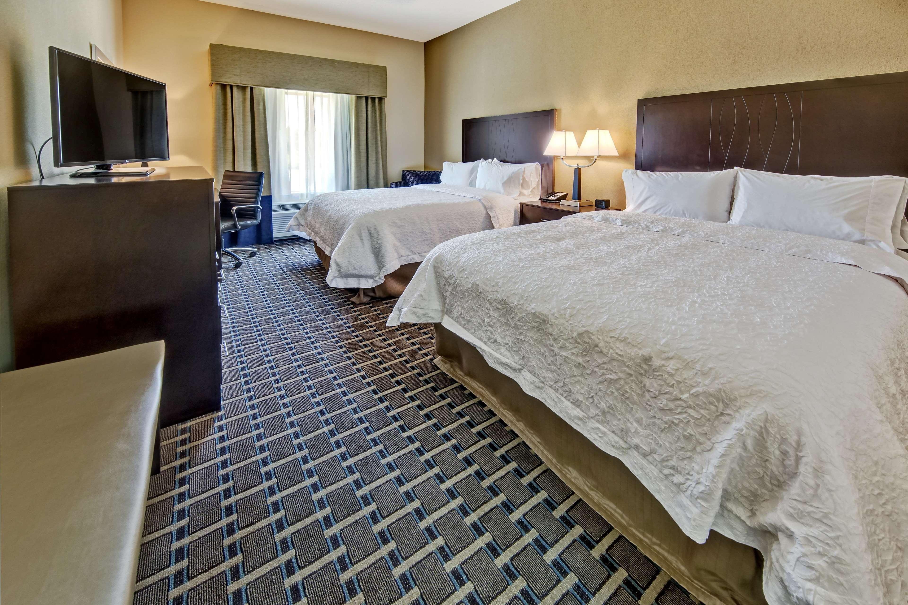 Hampton Inn Indianola Εξωτερικό φωτογραφία