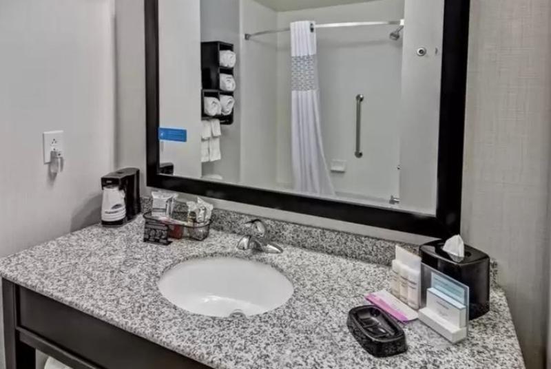 Hampton Inn Indianola Εξωτερικό φωτογραφία